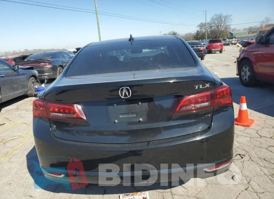 19UUB2F5XGA004654 Photo# 6