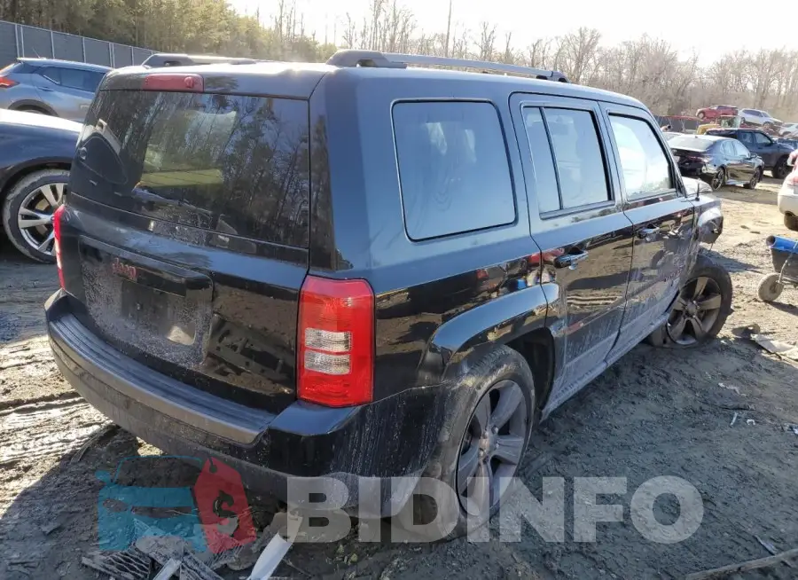 1C4NJPBB1HD156983 Photo# 3