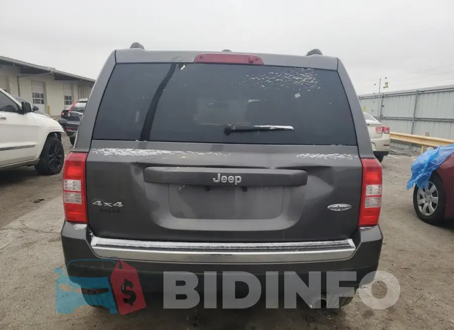1C4NJRFB1GD808523 Photo# 6