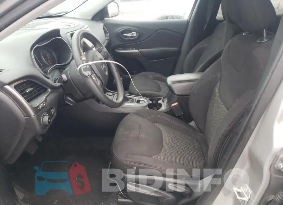 1C4PJLCB6KD285583 Photo# 7