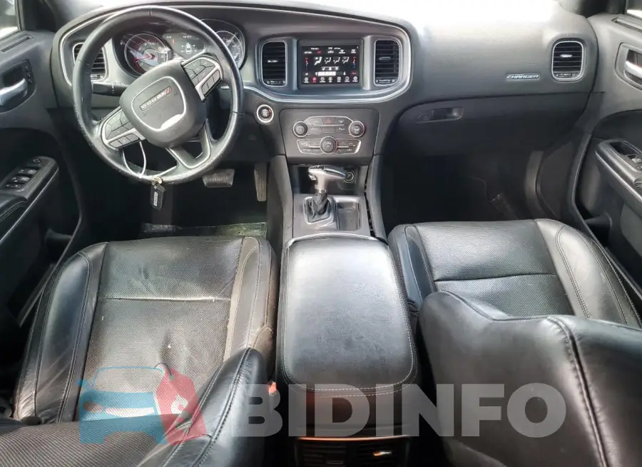 2C3CDXBG8KH743593 Photo# 8