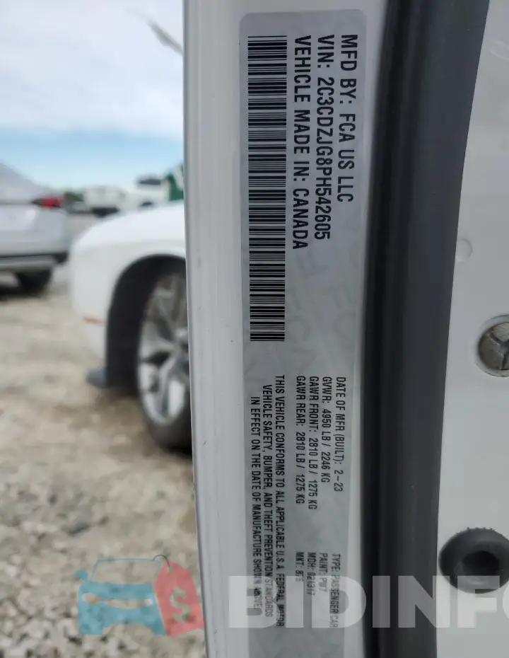 2C3CDZJG8PH542605 Photo# 13