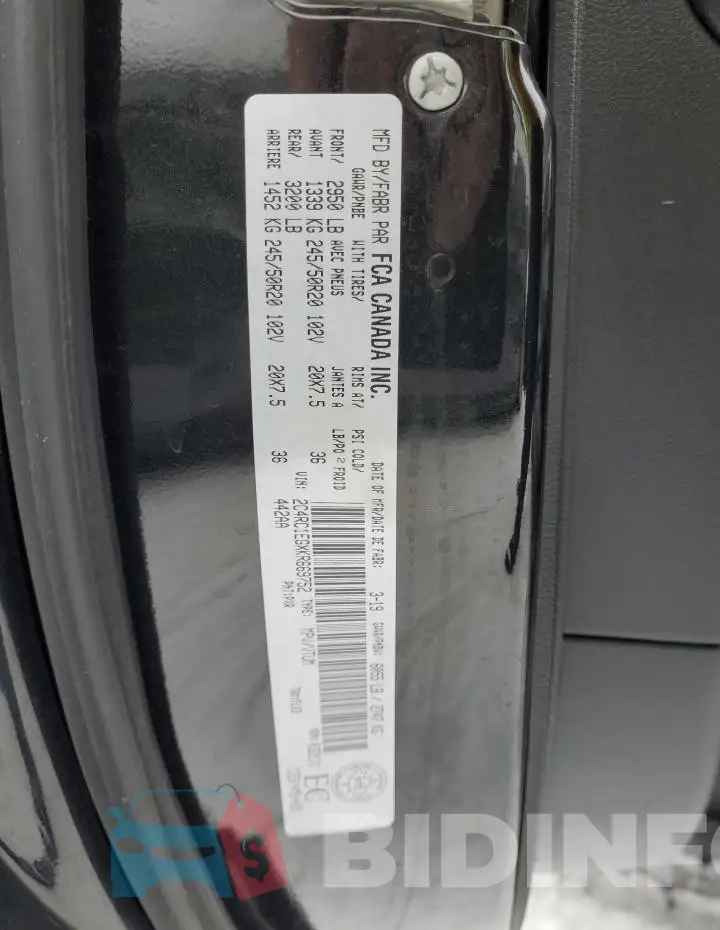 2C4RC1EGXKR669752 Photo# 14