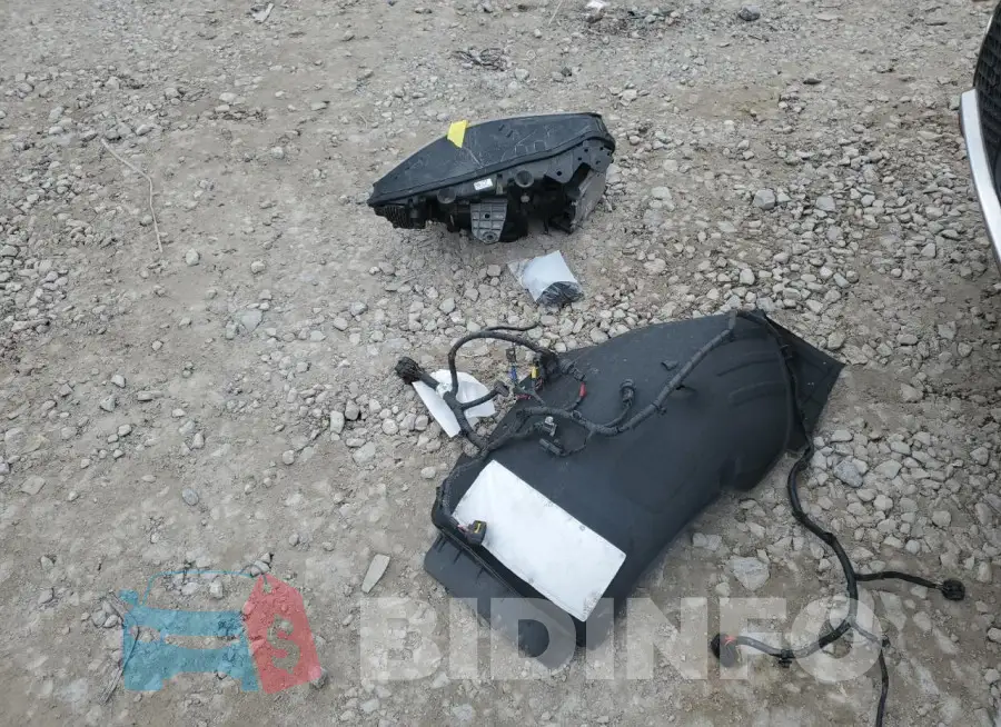 KMUMADTB2PU136794 Photo# 13