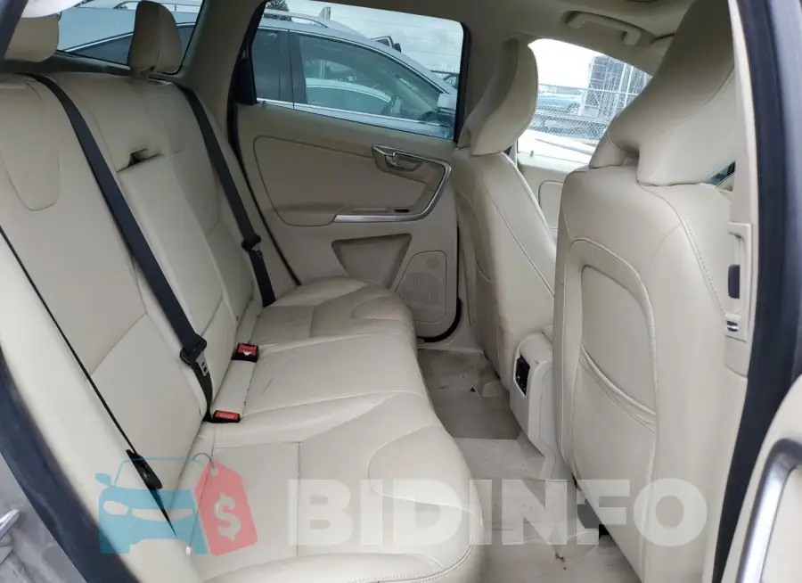 YV4902RK5G2782993 Photo# 11