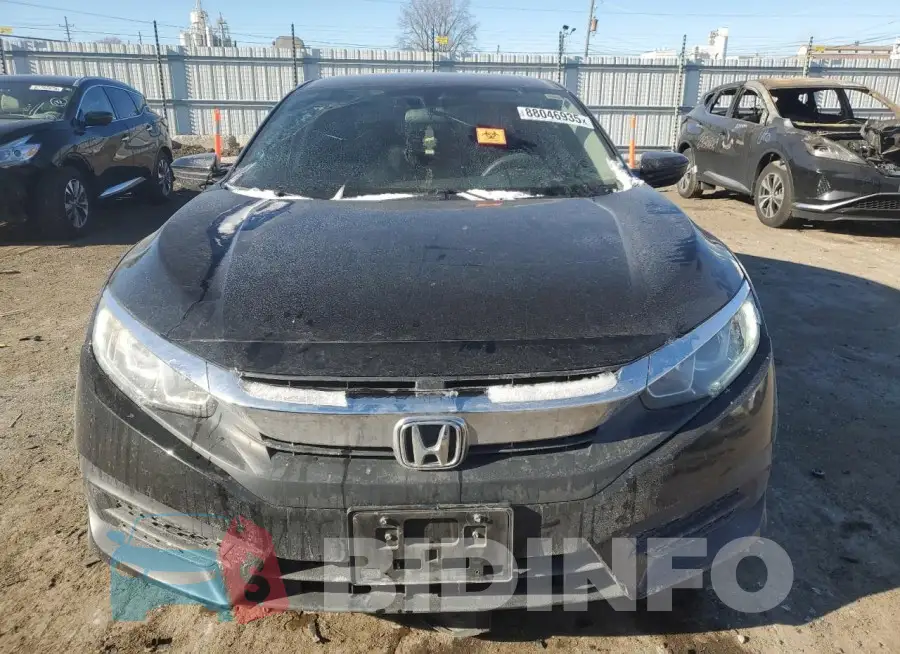 19XFC2F56HE032437 Photo# 5