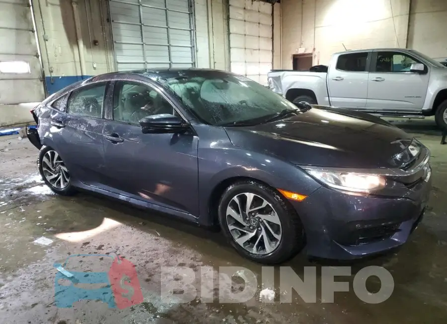 19XFC2F78GE078819 Photo# 4