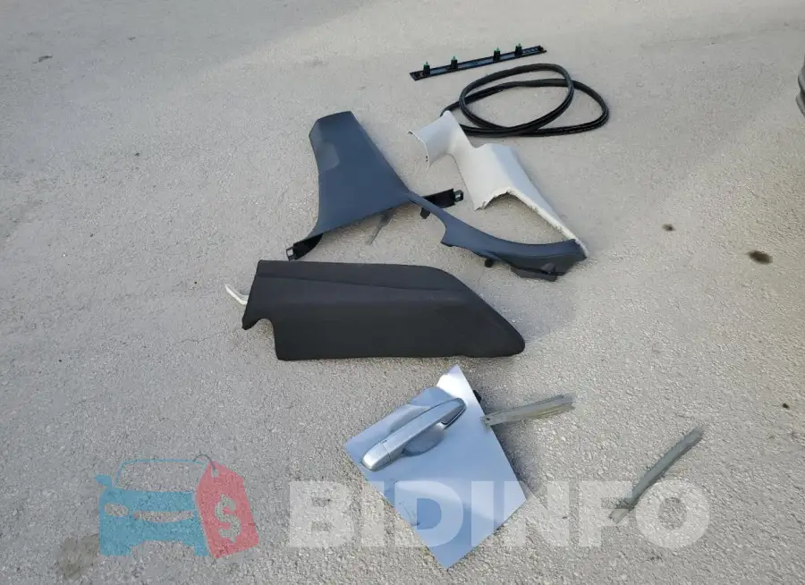 1HGCV1F14JA084941 Photo# 12