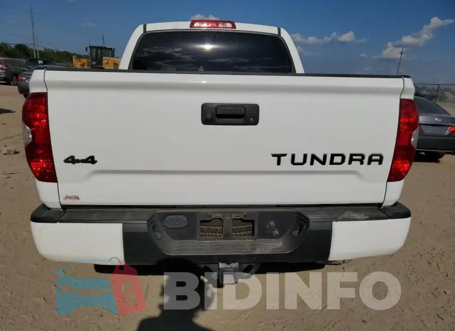 5TFDW5F13GX563882 Photo# 6