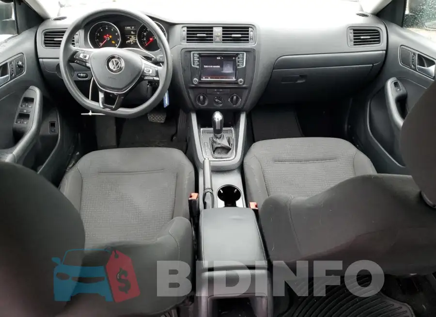 3VW267AJ9GM210138 Photo# 8