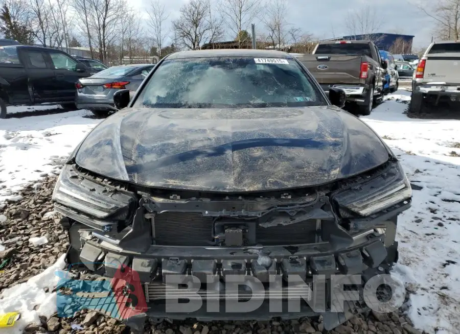 19UUB6F53MA007107 Photo# 5