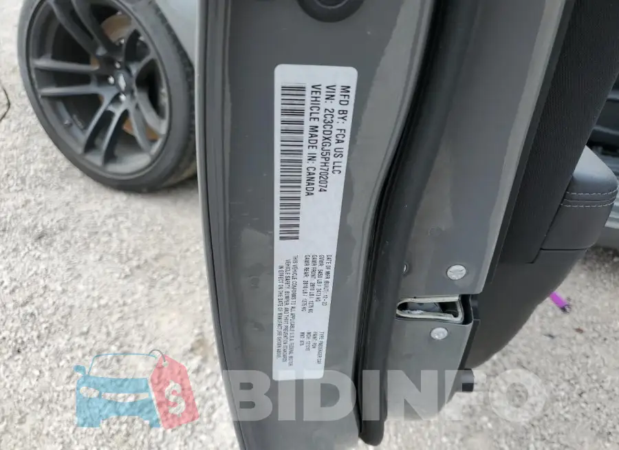 2C3CDXGJ5PH702074 Photo# 13