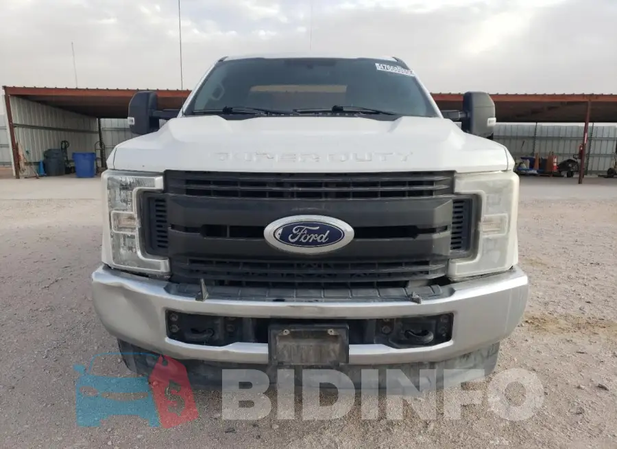 1FT7X2B60HED35054 Photo# 5