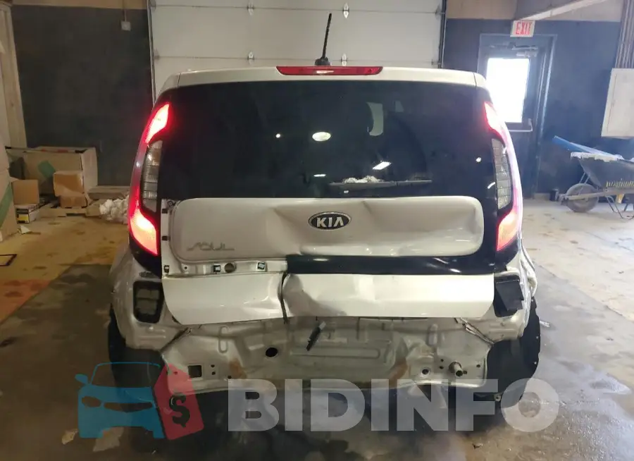 KNDJN2A2XJ7545052 Photo# 6