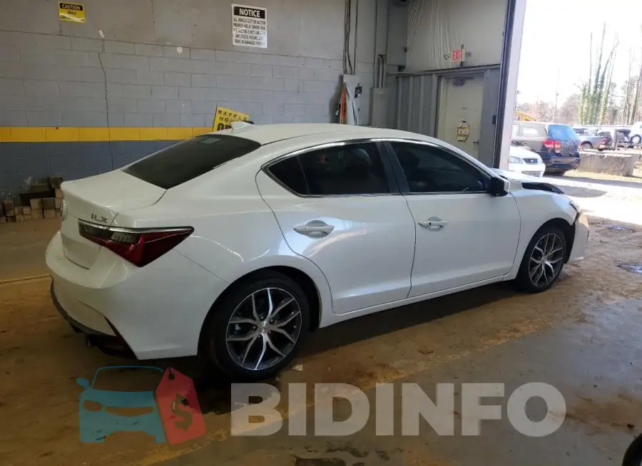 19UDE2F79MA010109 Photo# 3