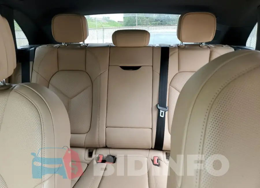 WP1AA2A56KLB02572 Photo# 10