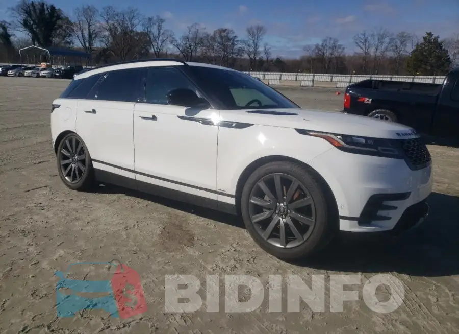 SALYM2RV6JA750167 Photo# 4