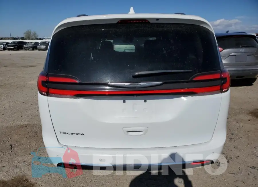 2C4RC1BG8MR512275 Photo# 6