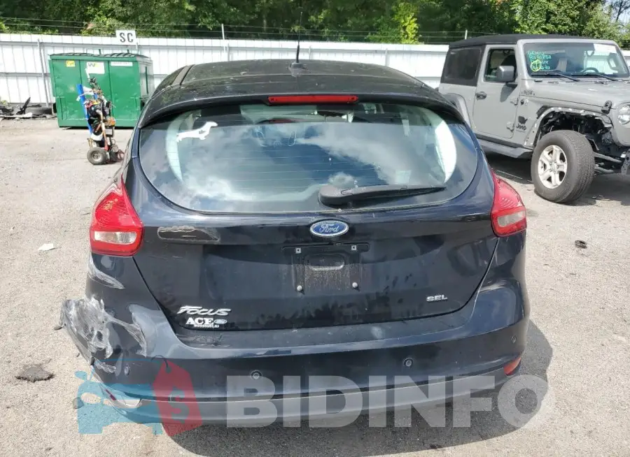 1FADP3M22HL326733 Photo# 6