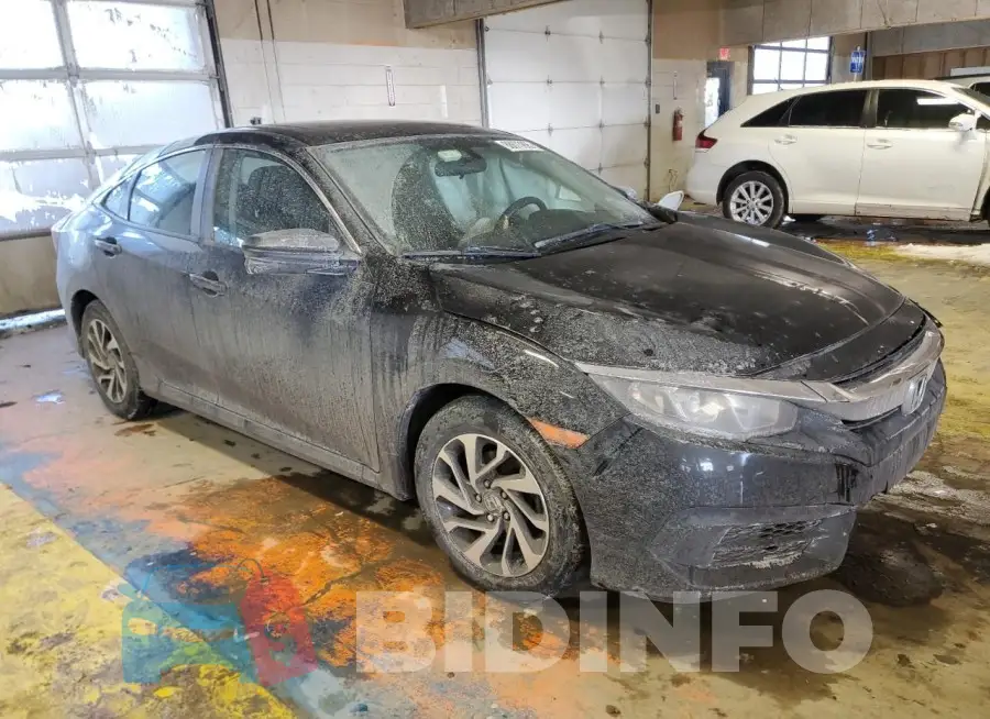 19XFC2F75HE052499 Photo# 4