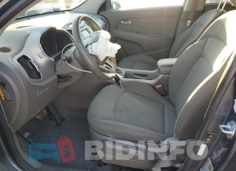 KNDPB3AC8G7819181 Photo# 7