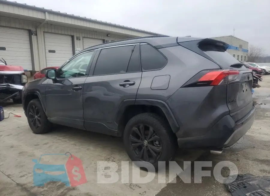 2T3T6RFV8NW031714 Photo# 2