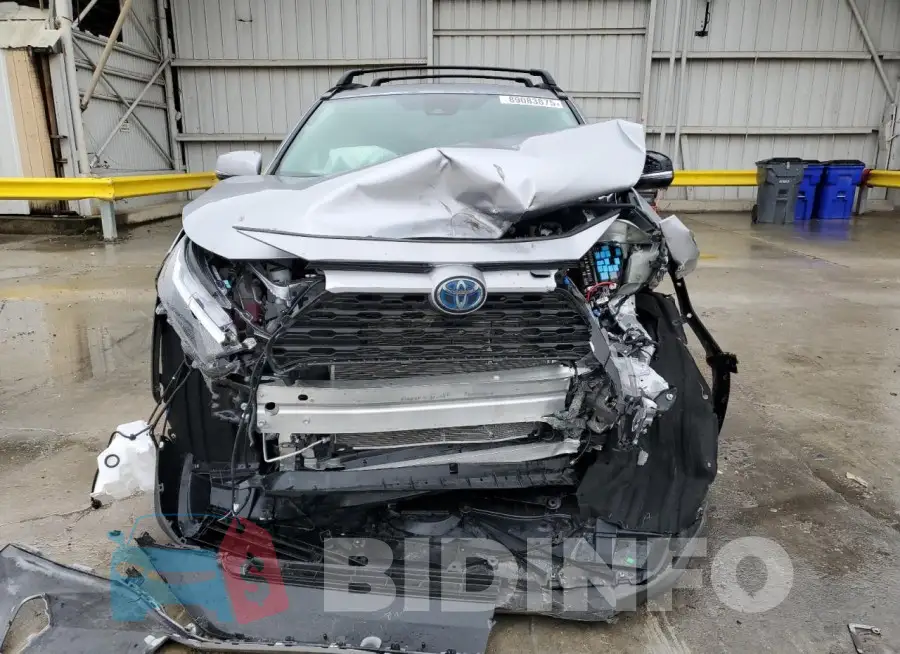 4T3B6RFV9RU167402 Photo# 5
