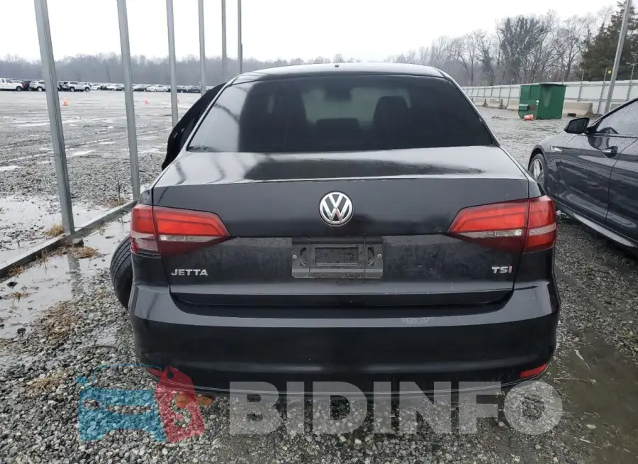 3VW167AJ9HM247610 Photo# 6