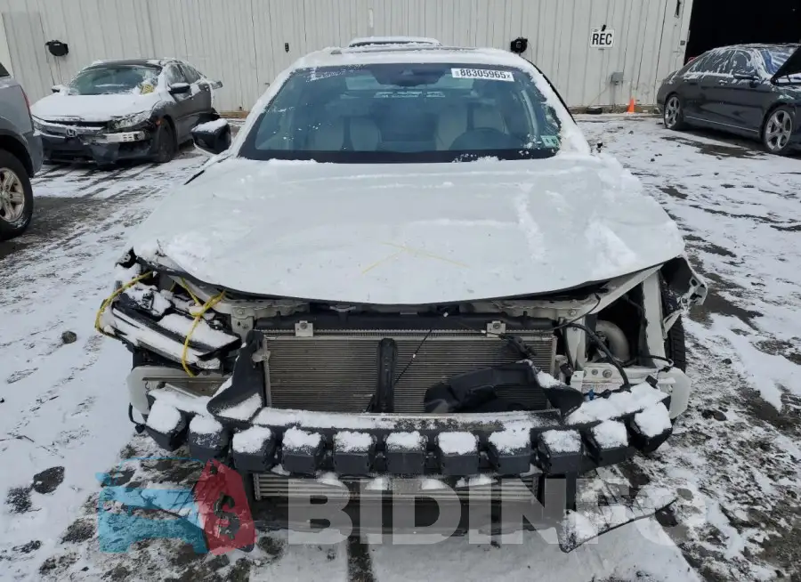 19UUB5F55NA000994 Photo# 5