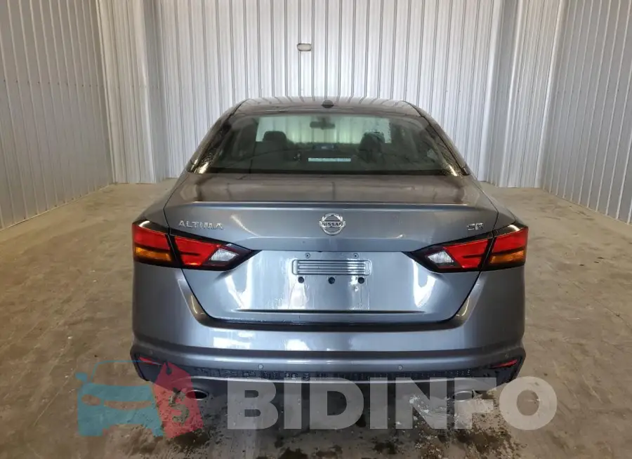 1N4BL4CV1LC134281 Photo# 6