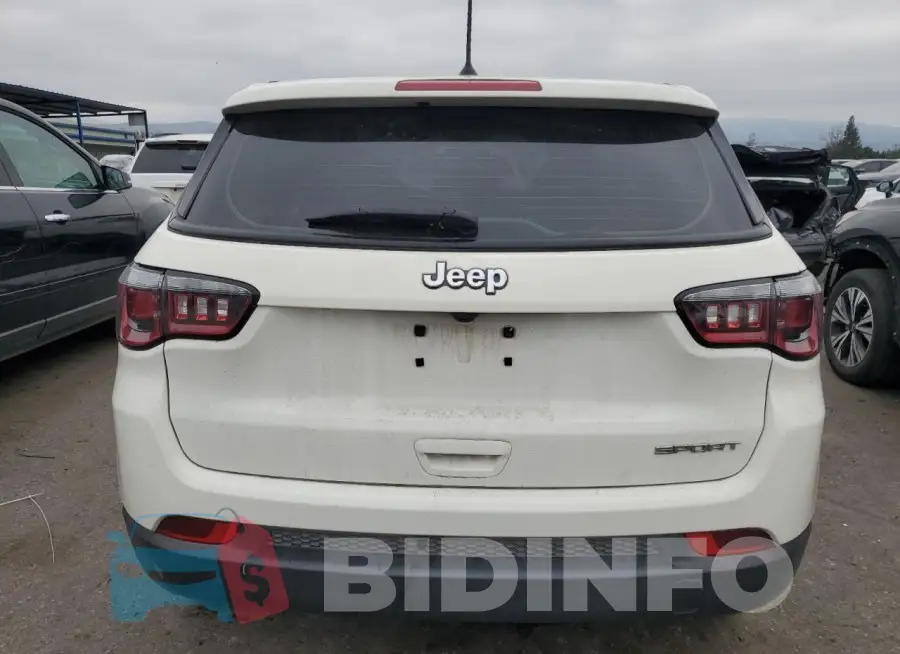 3C4NJCAB7JT488257 Photo# 6