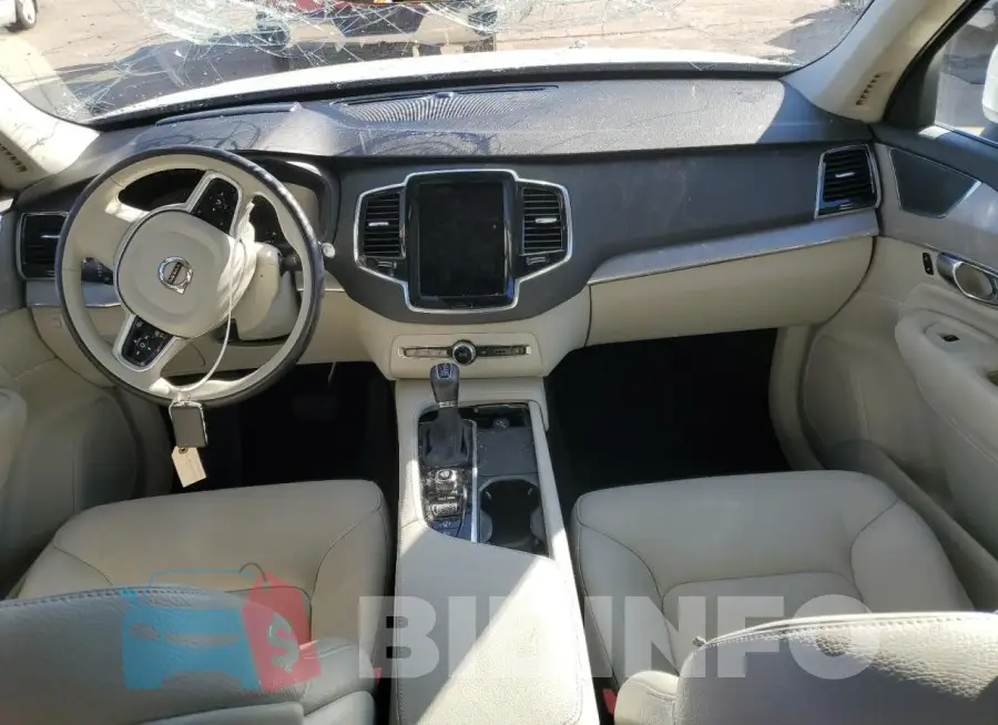 YV4102CK2M1734892 Photo# 8