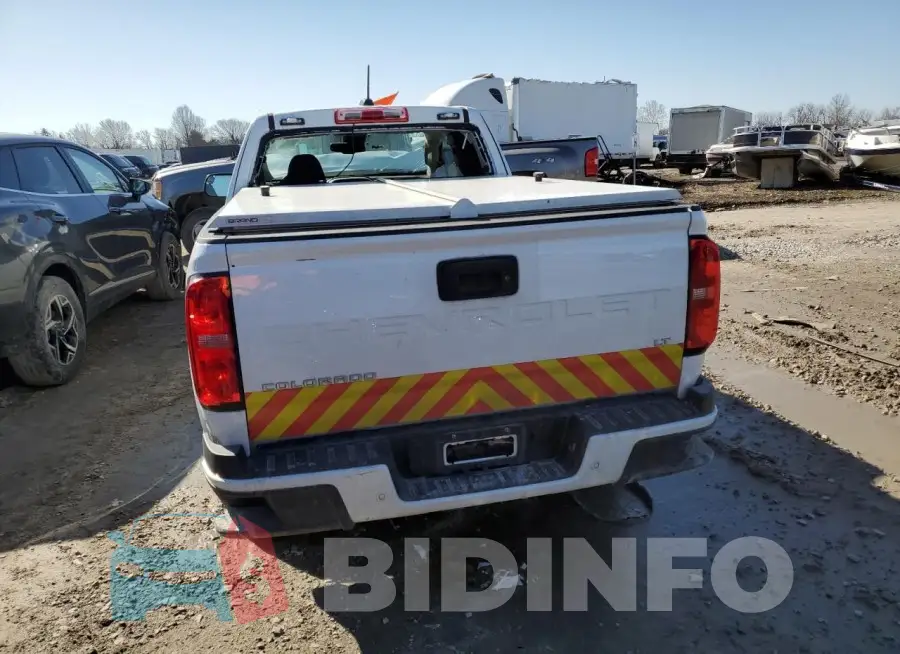 1GCHSCEA8N1246165 Photo# 6