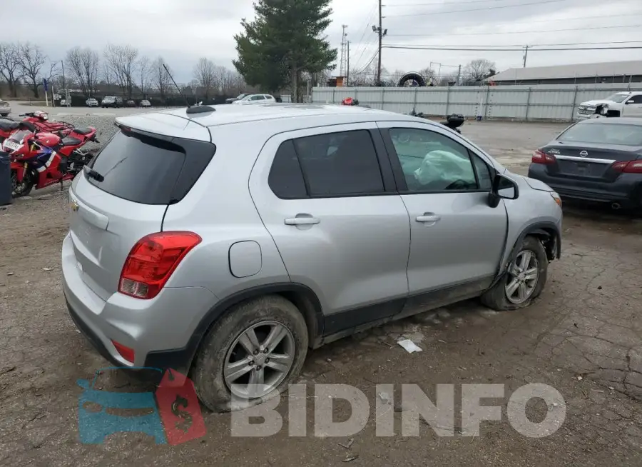 KL7CJKSM6NB512263 Photo# 3