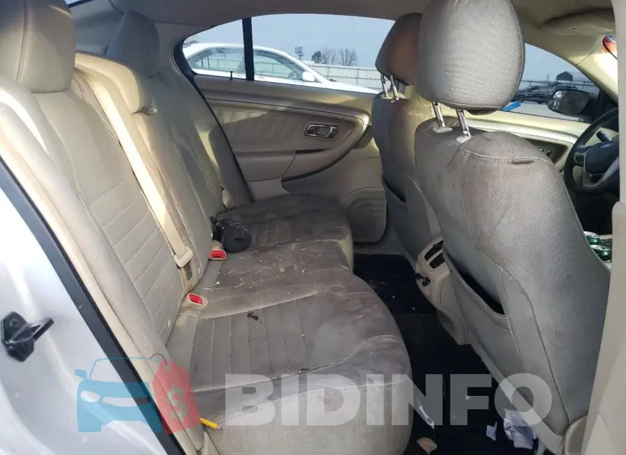 1FAHP2D83JG104149 Photo# 10