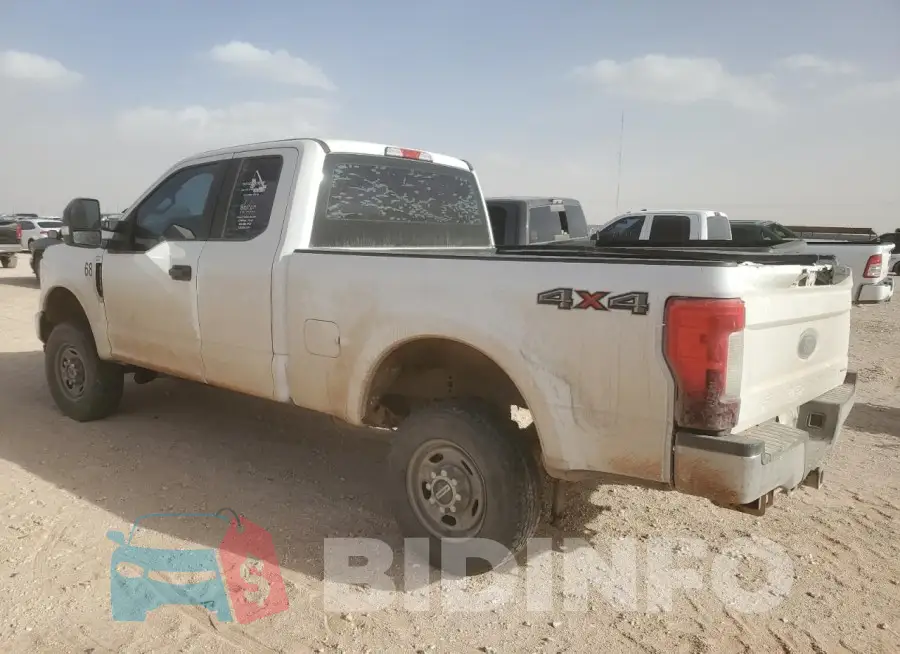 1FT7X2B65HED16144 Photo# 2