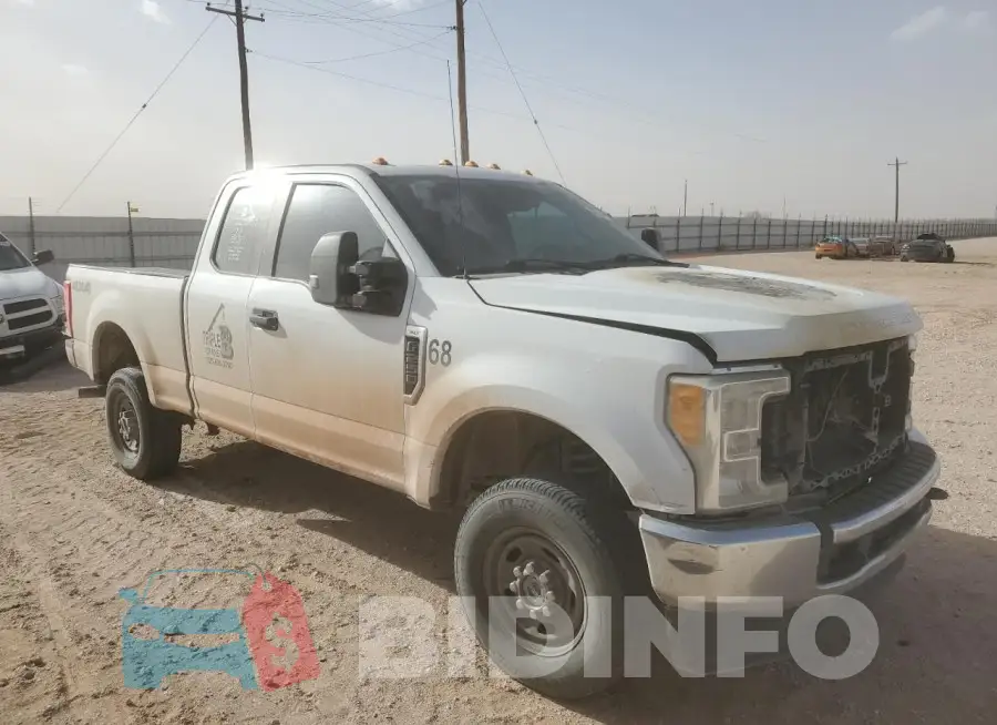 1FT7X2B65HED16144 Photo# 4