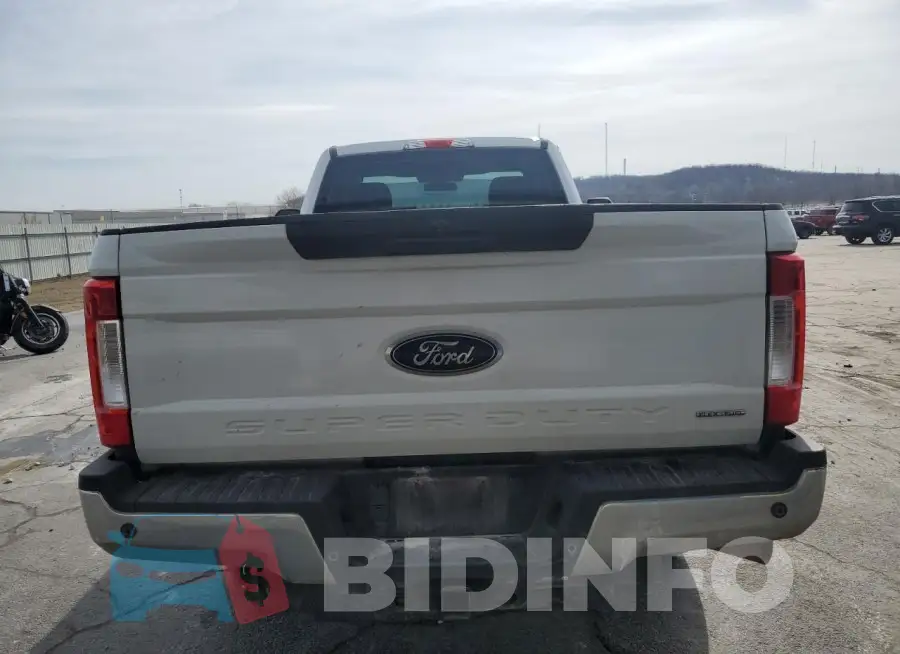1FTBF2A64KEE41867 Photo# 6