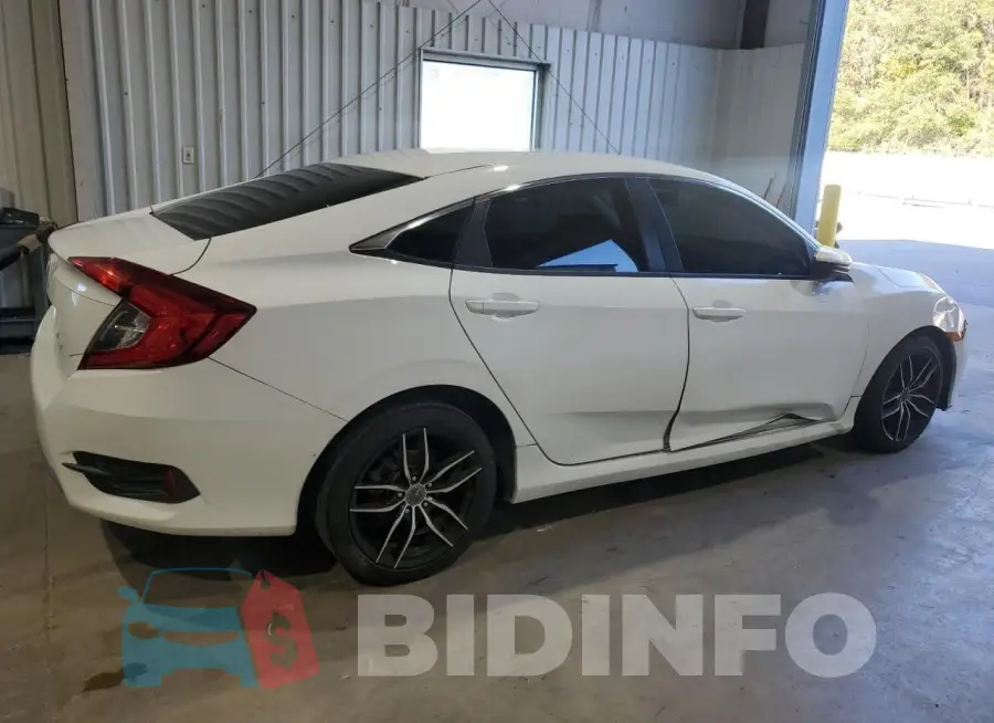 19XFC2F50HE057916 Photo# 3