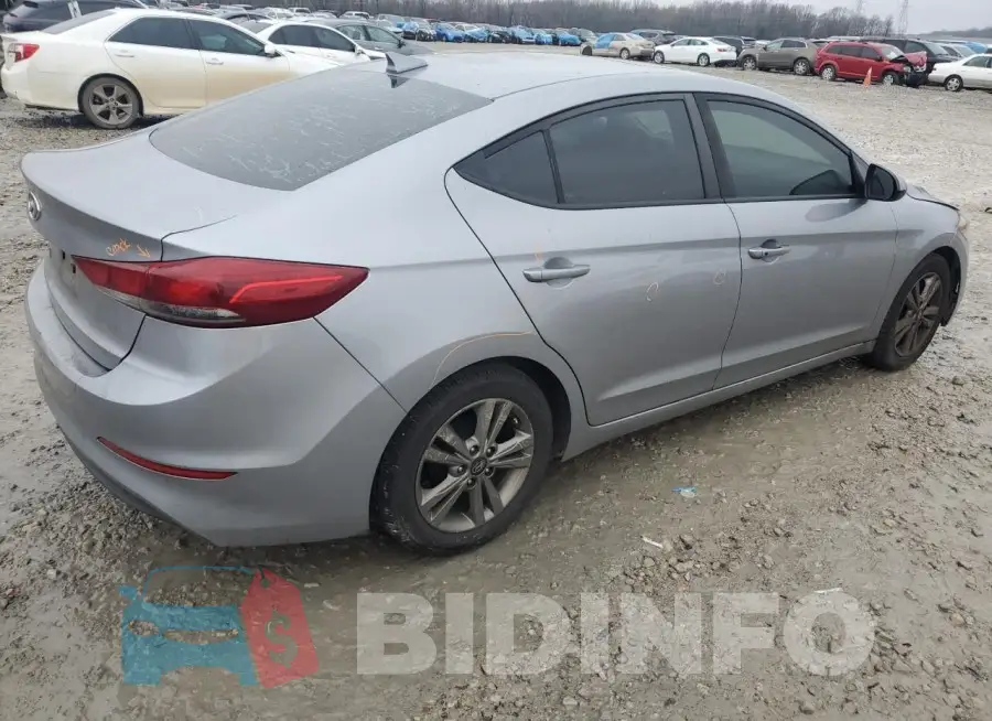 5NPD84LF9HH155372 Photo# 3