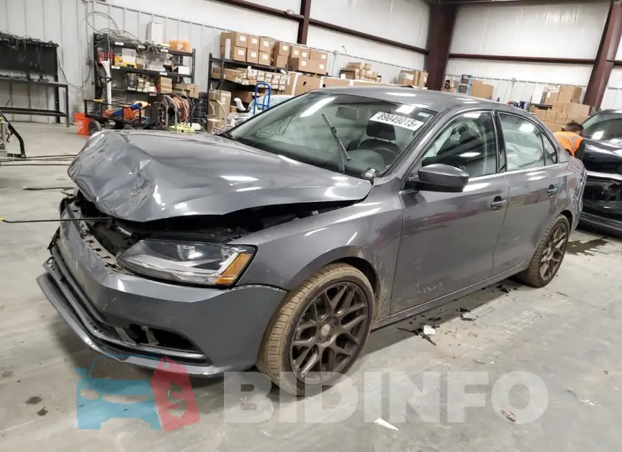 3VW167AJ0HM317981 Photo# 1