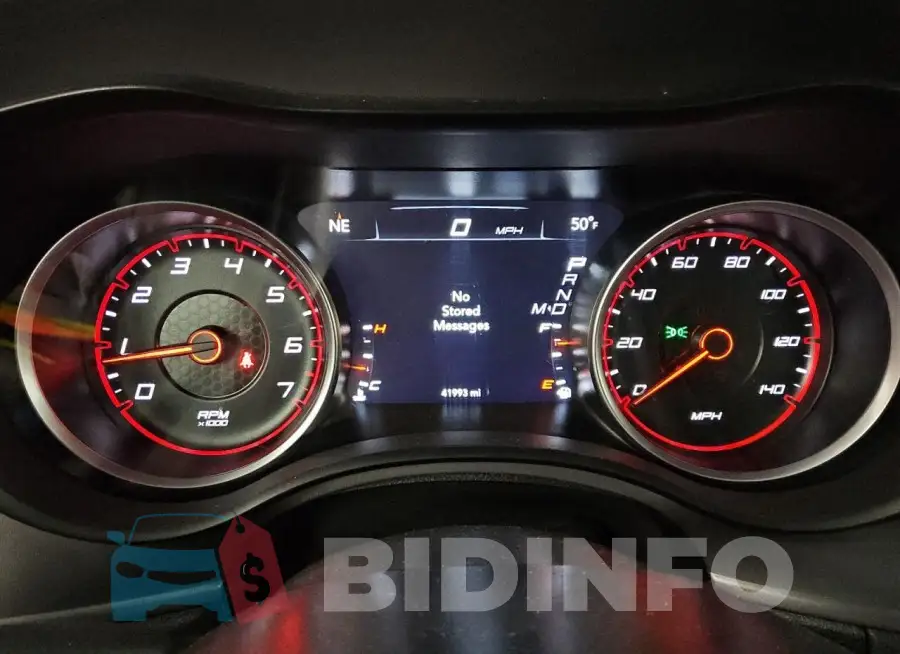 2C3CDXBG2PH589163 Photo# 9