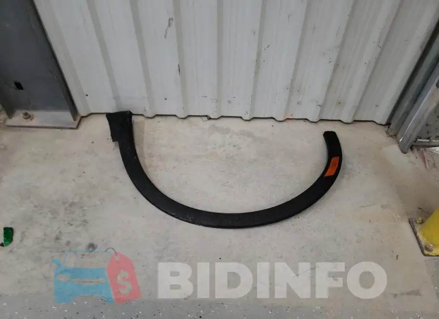 1GYFZER49KF146538 Photo# 13