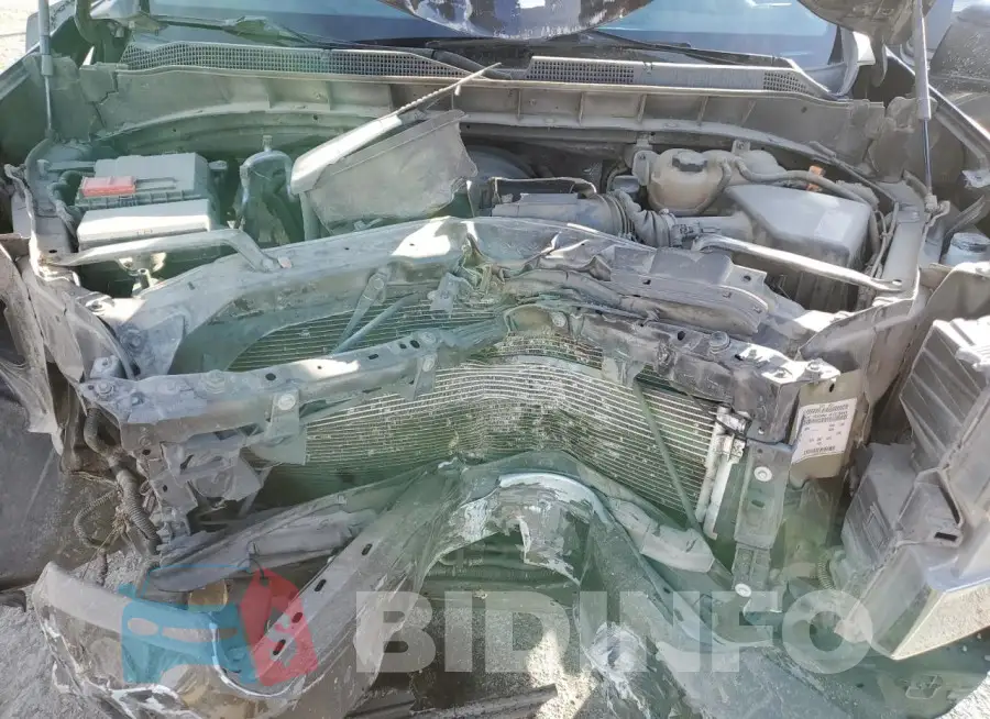 3GCPWBEF4KG105046 Photo# 11