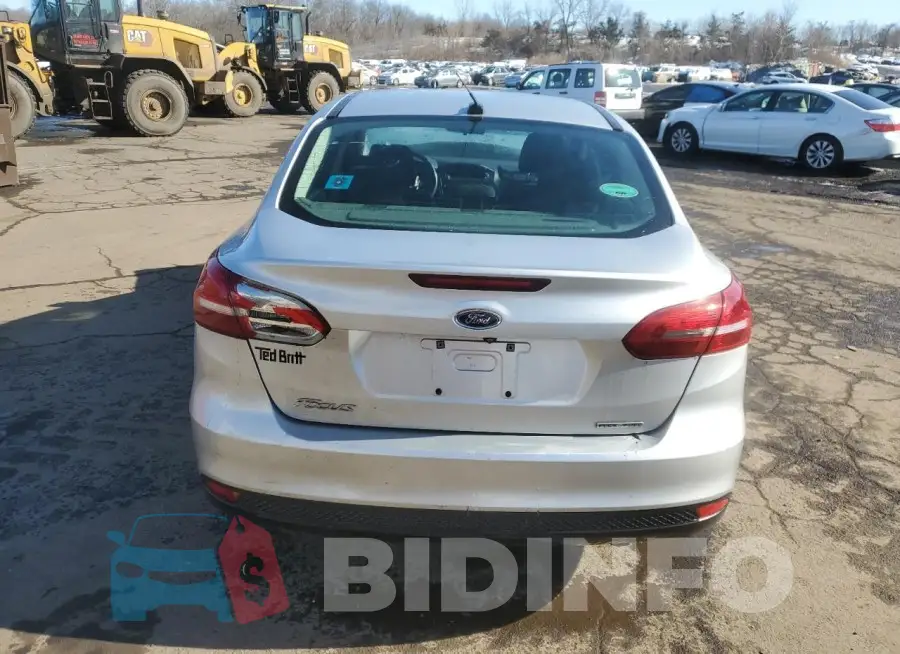 1FADP3E28GL250304 Photo# 6