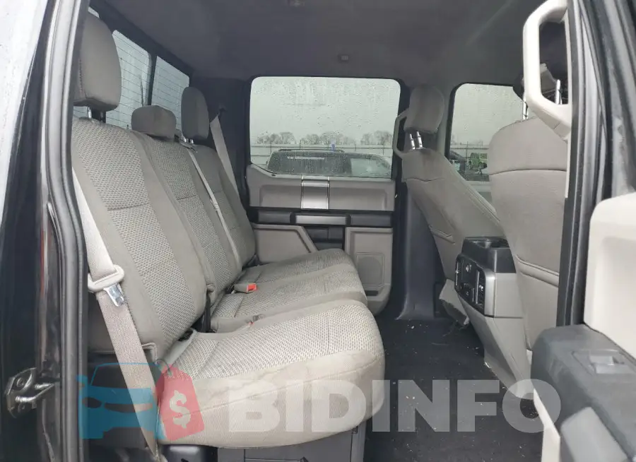 1FT7W2BT9JEB26765 Photo# 10