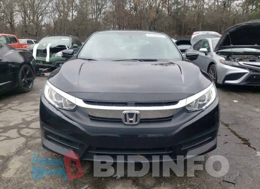 19XFC2F77HE077338 Photo# 5