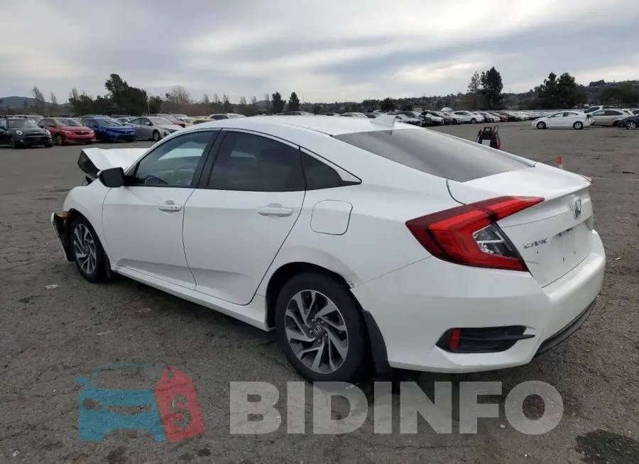 2HGFC2F76HH558879 Photo# 2