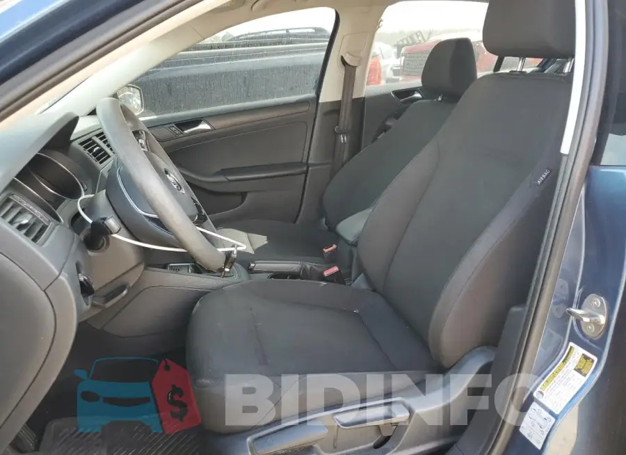 3VW267AJ6GM381378 Photo# 7