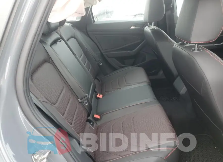3VW2T7BU6RM072823 Photo# 10